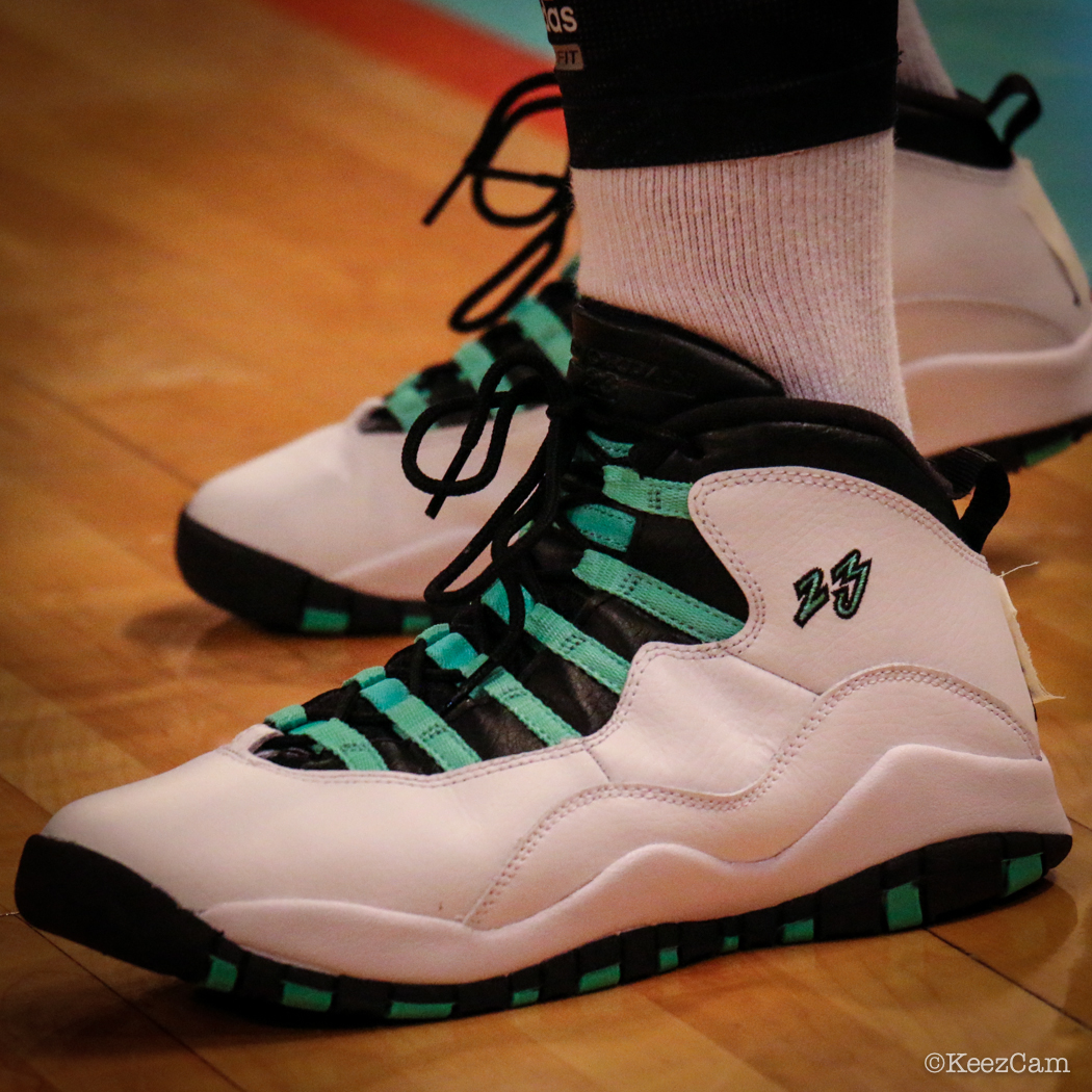 Sugar Rodgers wearing the &#x27;Verde&#x27; Air Jordan X 10
