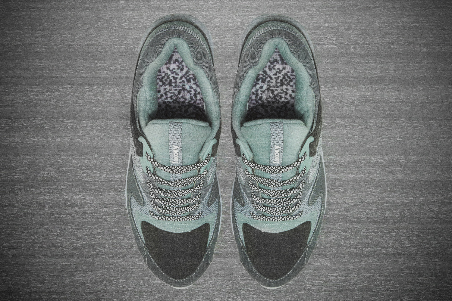 End x saucony outlet white noise