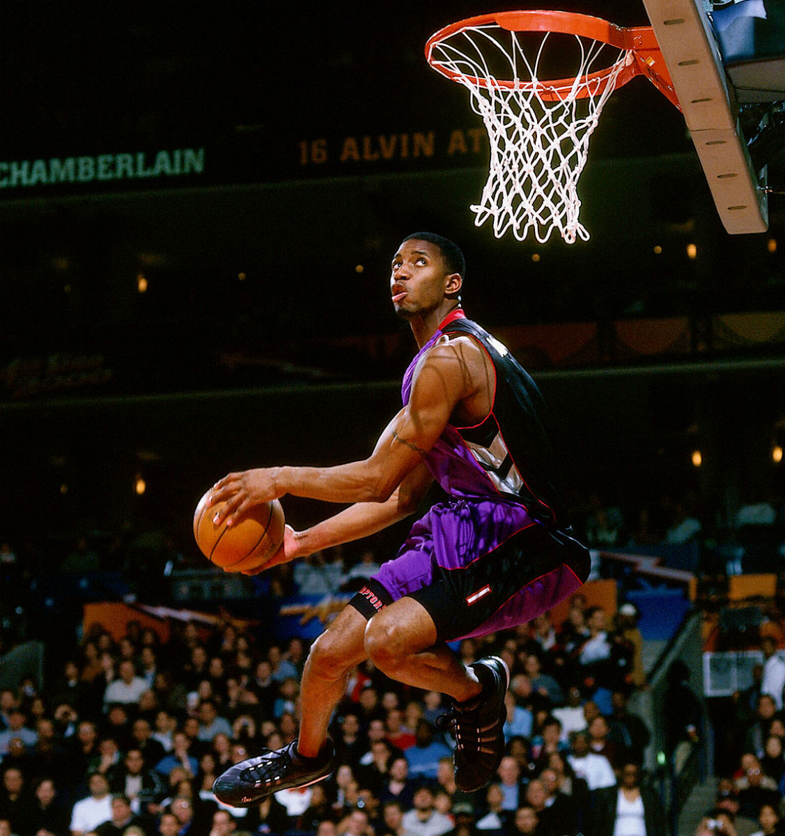 Tracy McGrady Wears the adidas Lithicon in the 2000 Dunk Contest