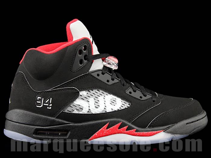 Supreme x Air Jordan 5 Retro Black 824371-001 (1)
