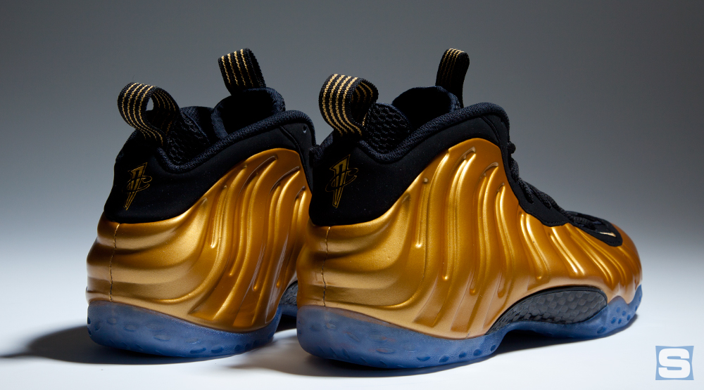 Nike Air Foamposite Pro 'Metallic Gold' Release Date. Nike SNKRS LU