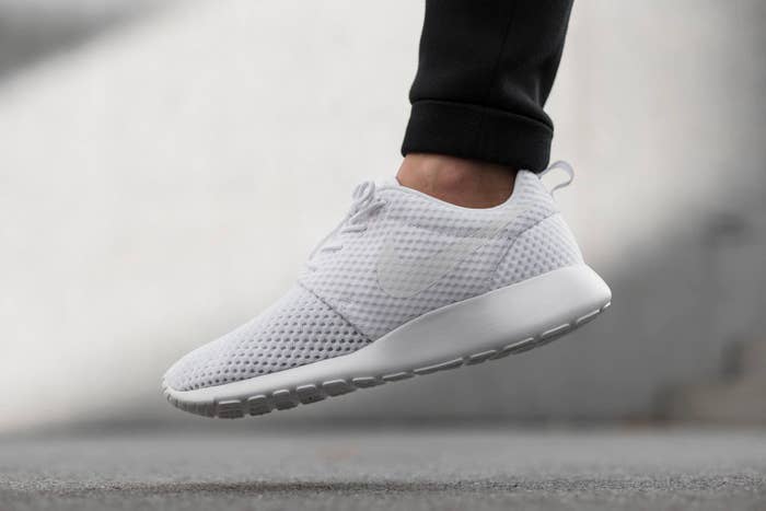 Químico Plano miércoles The Nike Roshe Run Breeze Keeps Your Feet Cool in More Ways Than One |  Complex