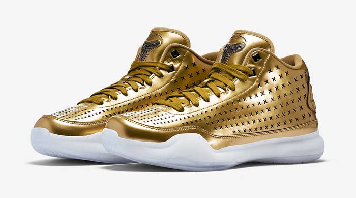 Nike Kobe 10 Gold