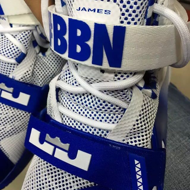 Nike LeBron Soldier 9 Kentucky Big Blue Nation (4)