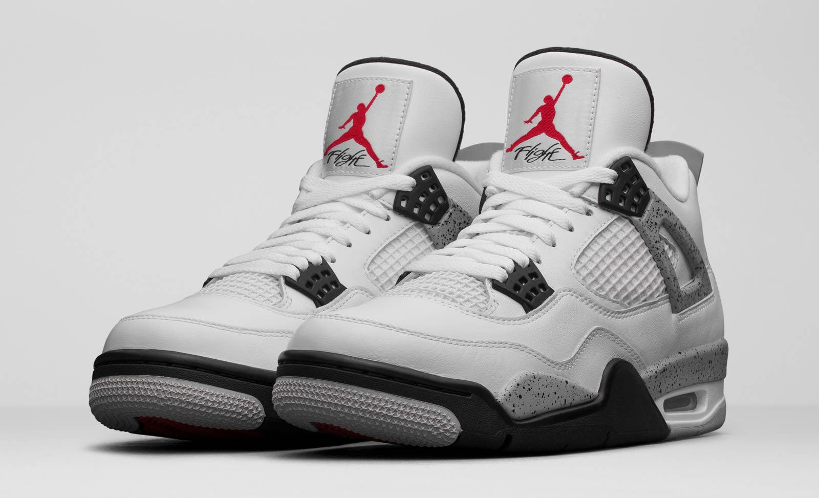 Jordan 4 White Cement 2016