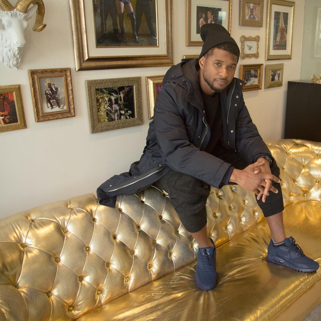 Usher Wearing the Nike Air Max 90