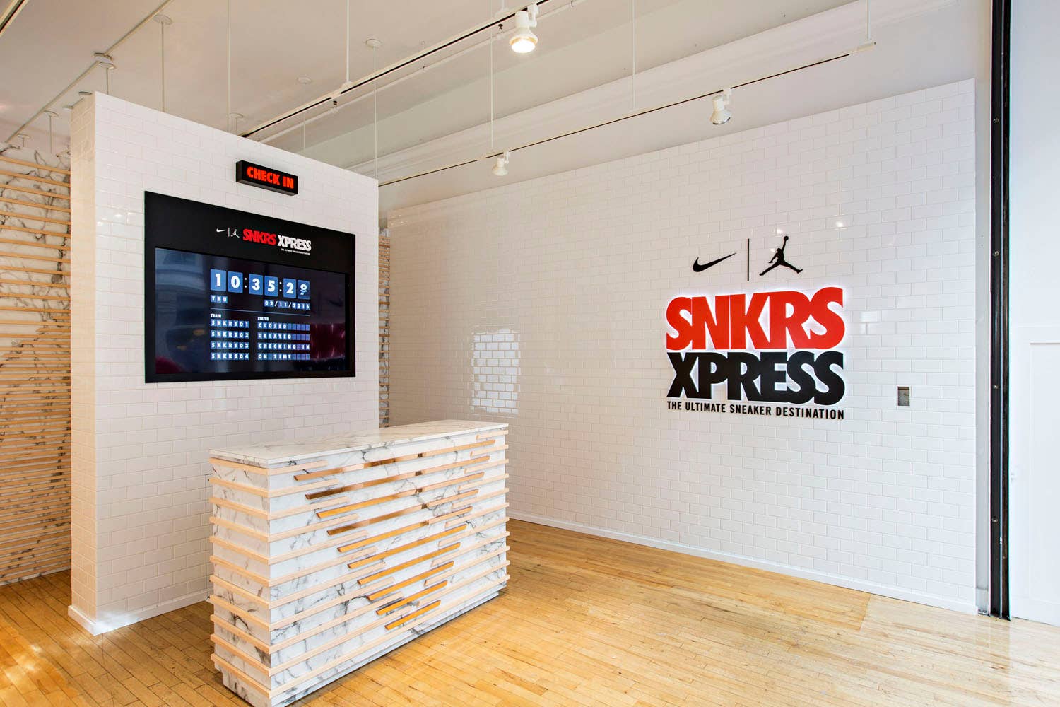 Nike SNKRS XPRESS NYC