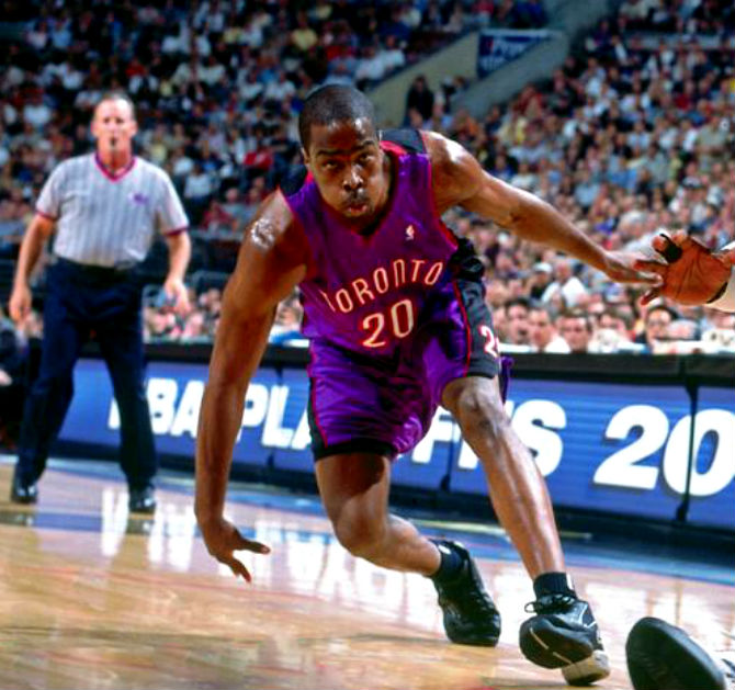 Alvin Williams Clutch Against Knicks in the 2001 NBA Playoffs in the Nike Air Flight Disruptor