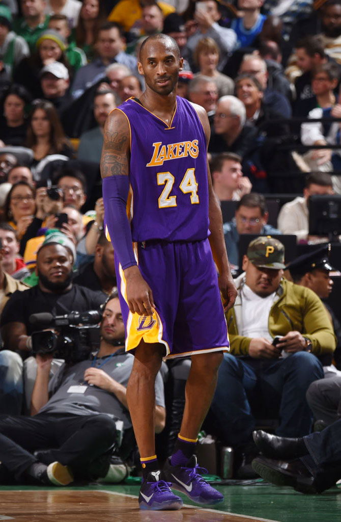 Kobe Bryant Debuts Nike Kobe 11 in Boston (3)