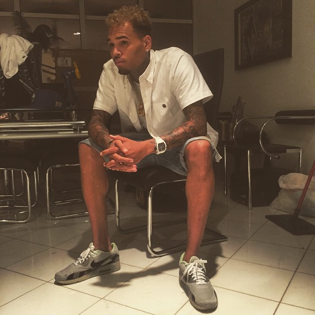 Chris Brown wearing the Nike Air Max 90 Ice Grey