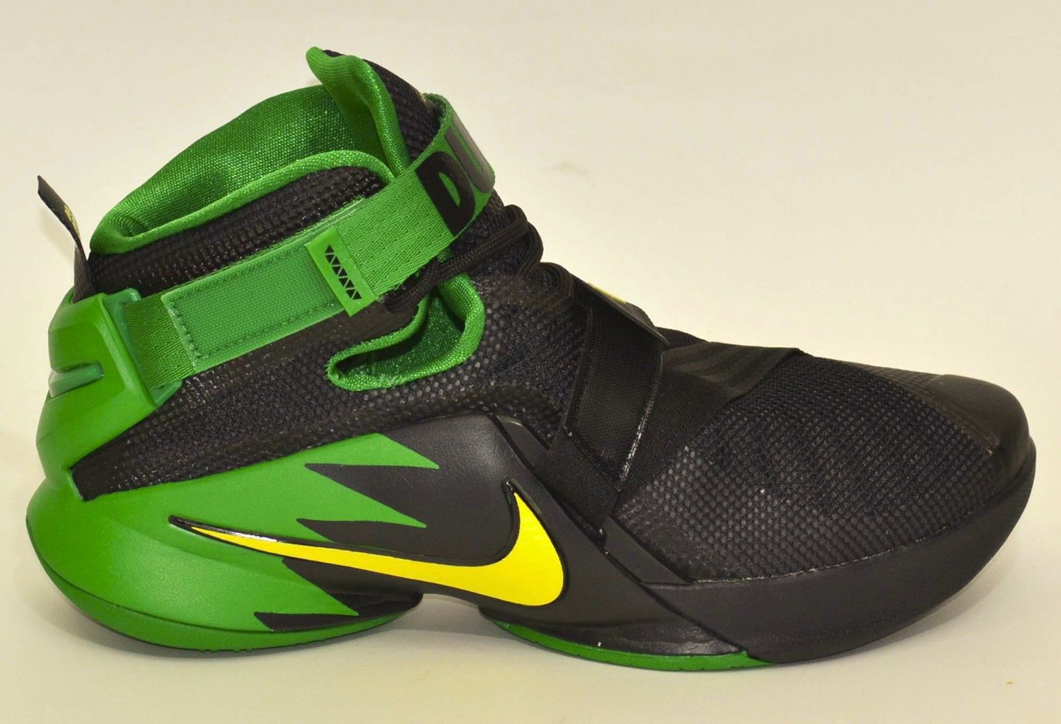 Lebron soldier shop 9 oregon ducks