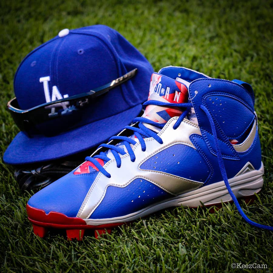 Carl Crawford's Air Jordan 7 “Dodgers” PE Cleats •