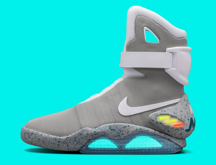 Nike Mag 2016 Profile