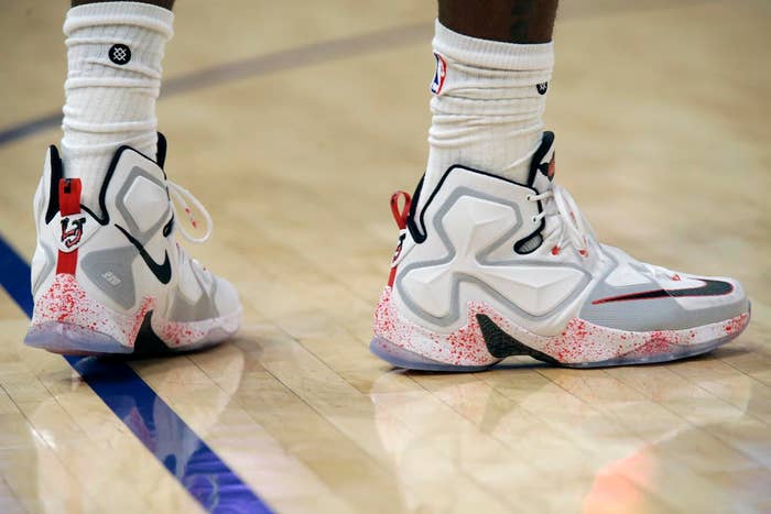 LeBron James wearing the &#x27;Friday the 13th&#x27; Nike LeBron 13 (1)