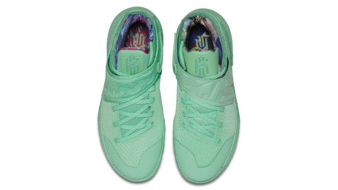 What the Nike Kyrie 2 Green 914681-300 Top