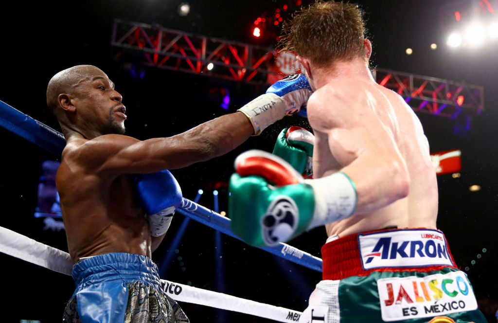 Floyd Mayweather Moves To 45-0 With Decision Over Canelo Alvarez (10)