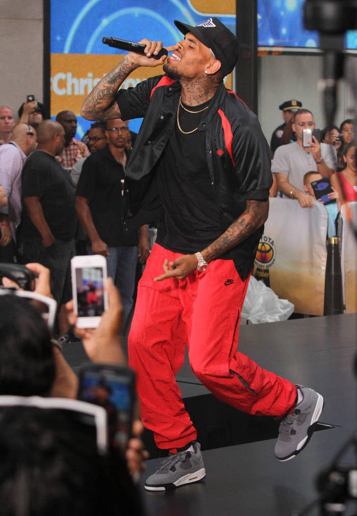 Chris Brown Wearing Cool Grey Air Jordan IV 4 Retro (7)