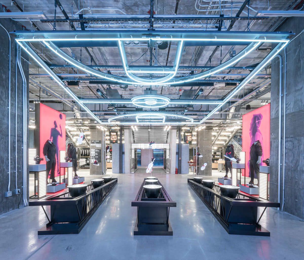 Discover the Adidas store on 5th Avenue