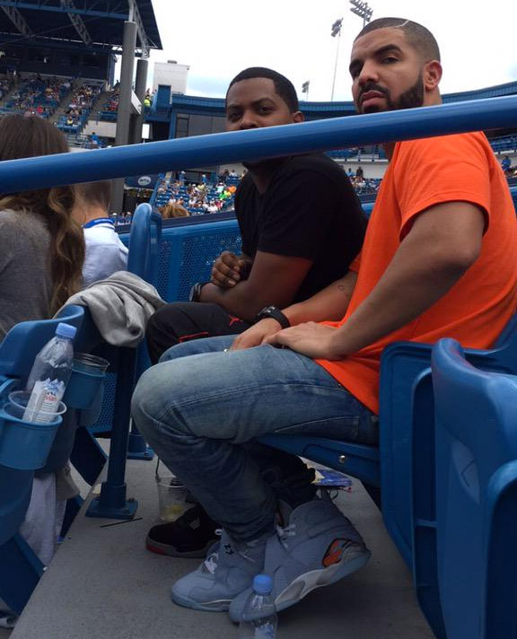 Drake wearing the &#x27;Ice Blue&#x27; Air Jordan 8
