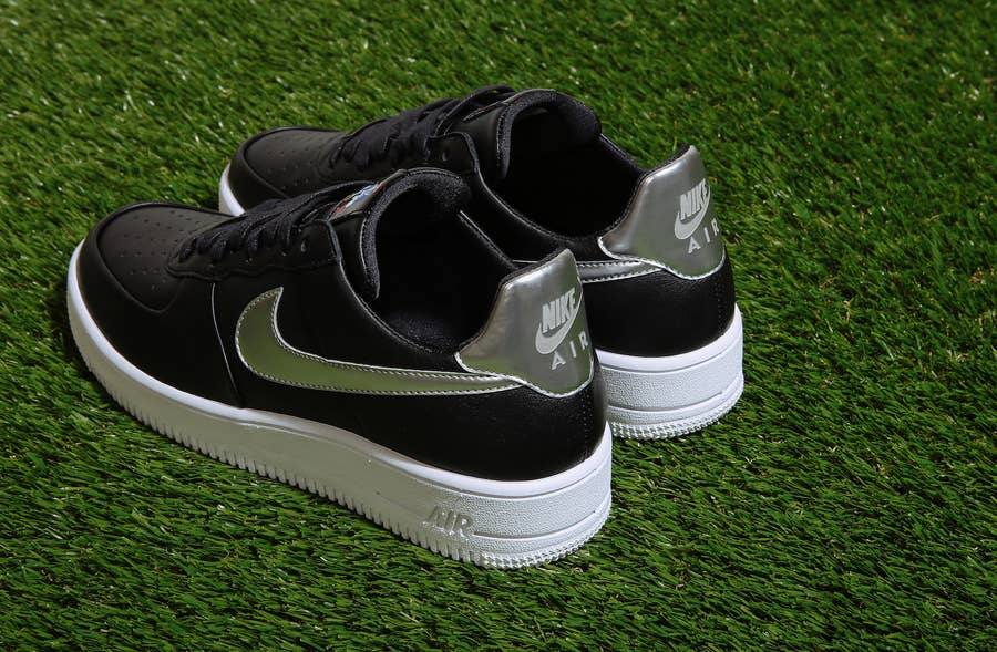 Patriots Owner Robert Kraft Gets Another Special Nike Air Force 1