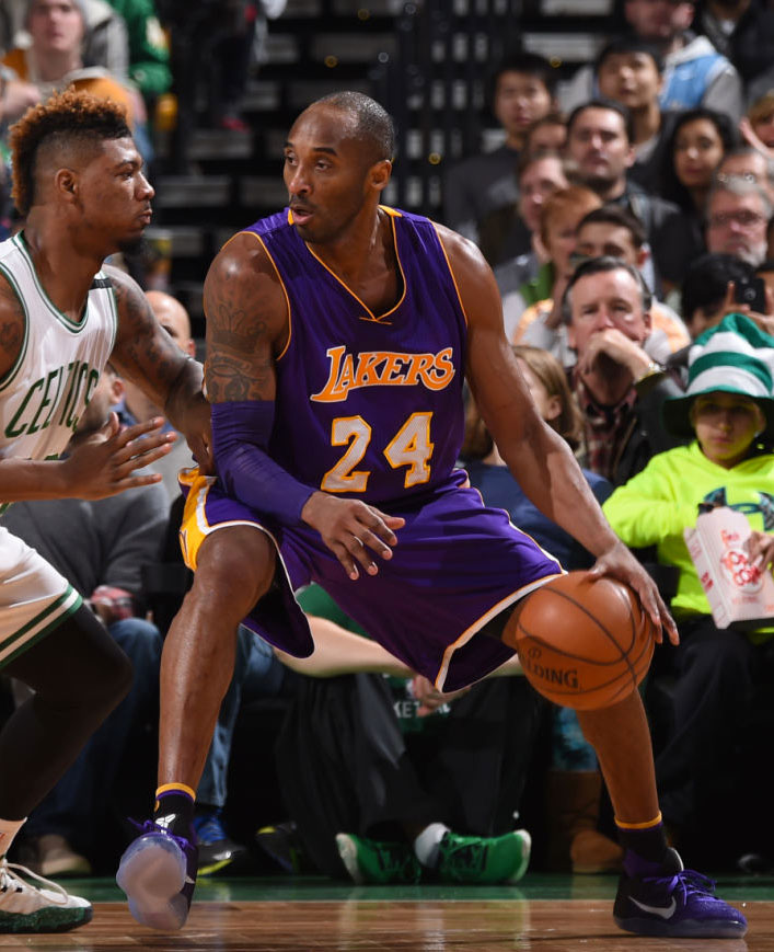 Kobe Bryant Debuts Nike Kobe 11 in Boston (7)