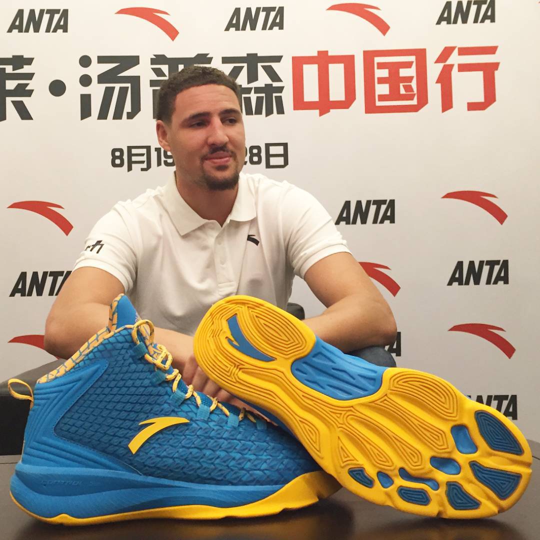 Klay Thompson Signed Pair of Anta Basketball Shoes With Pin Set