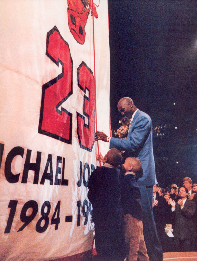 52 Michael Jordan Photos (27)