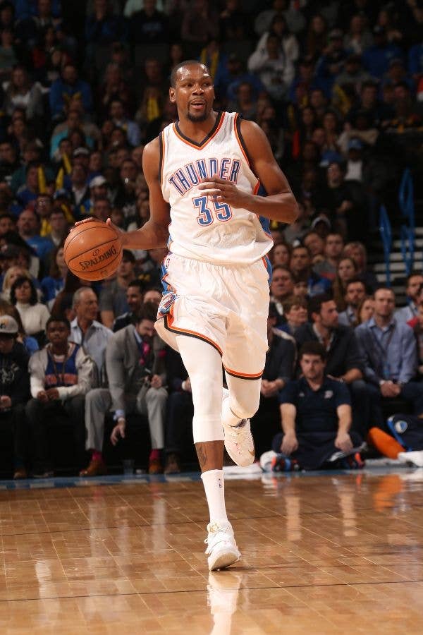 Kevin Durant wearing Nike KD VII 7 Aunt Pearl (2)