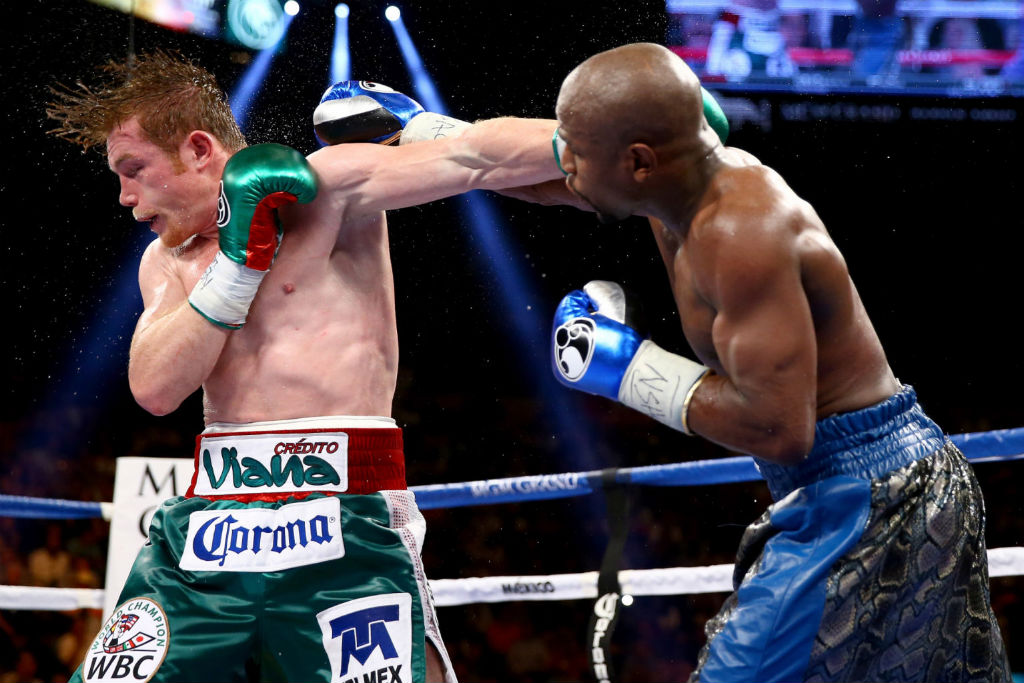 Floyd Mayweather Moves To 45-0 With Decision Over Canelo Alvarez (6)