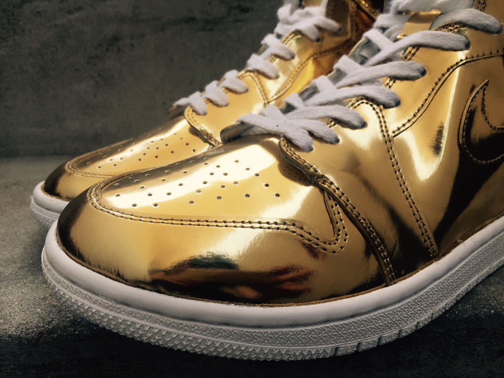 Air Jordan 1 Liquid Metal Gold Custom (3)