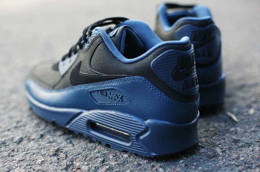 nationale vlag betalen In Nike Upgrades the Air Max 90's Traction for Winter | Complex