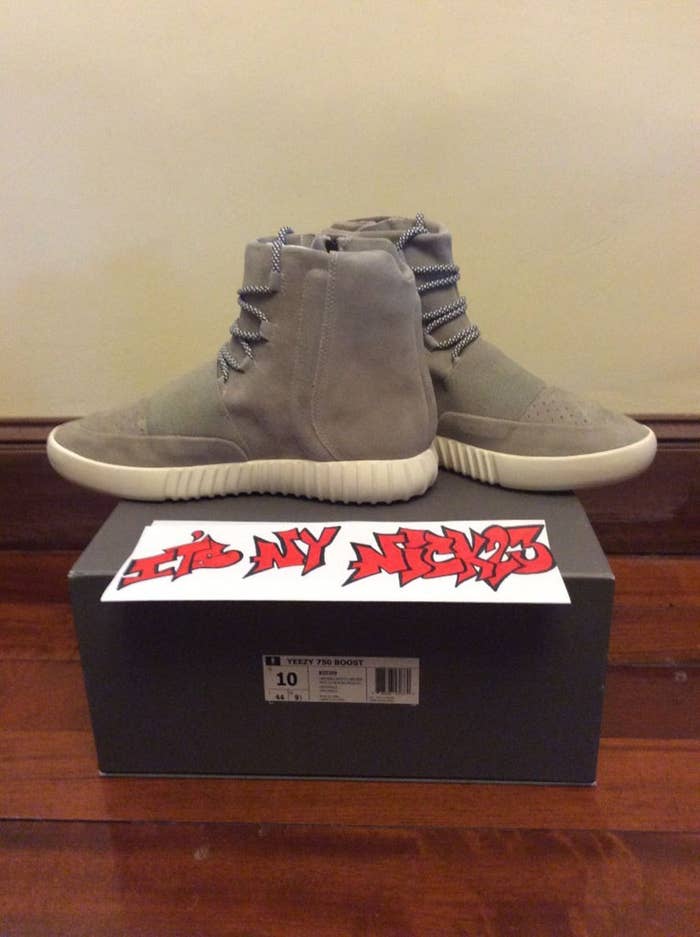 Kanye West Signed &amp; Sketched adidas Yeezy 750 Boost (2)
