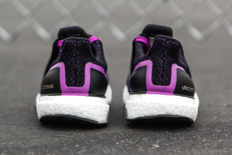 adidas Ultra Boost Women&#x27;s Shock Purple AQ5935 (4)