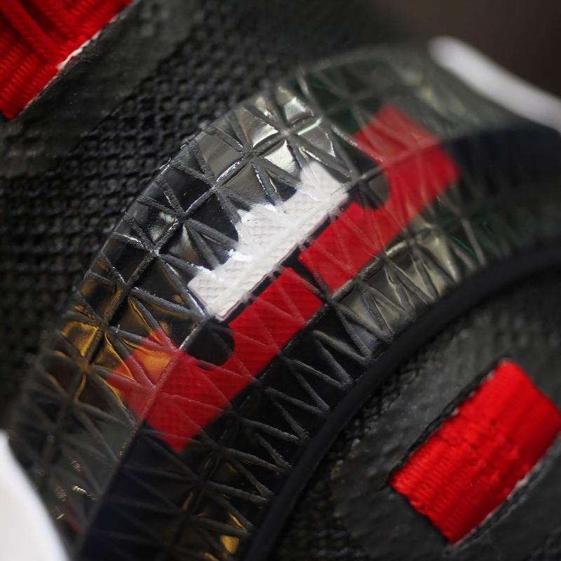 Nike LeBron 13 Low Black/Red (9)