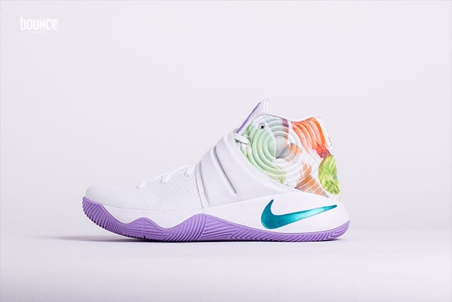 Easter Kyrie 2 820537-105 (1)