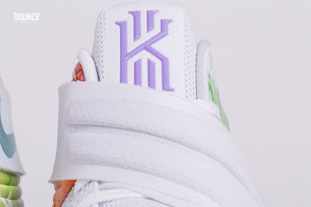 Easter Kyrie 2 820537-105 (6)