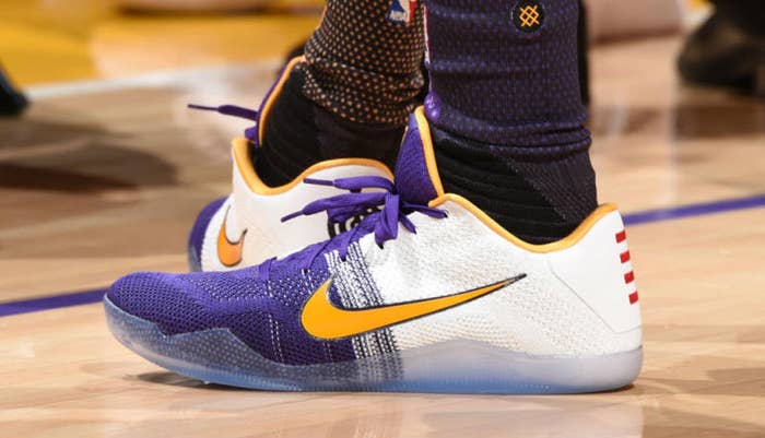 Kobe Bryant Wears &quot;Lakers&quot; Nike Kobe 11 PE in Upset Victory Over Warriors (1)