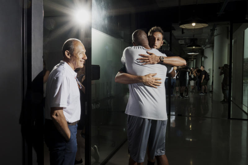 Kobe Bryant Visits Milan on European Tour (10)