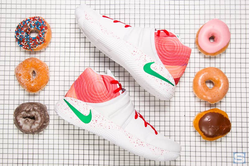 Nike krispy kreme top