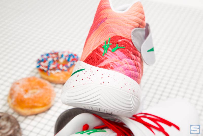 Kyrie 5 krispy kreme hot sale