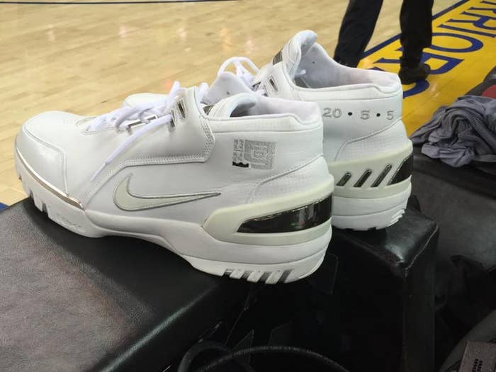 LeBron James Brought His Rookie Sneakers to the NBA Finals (2)