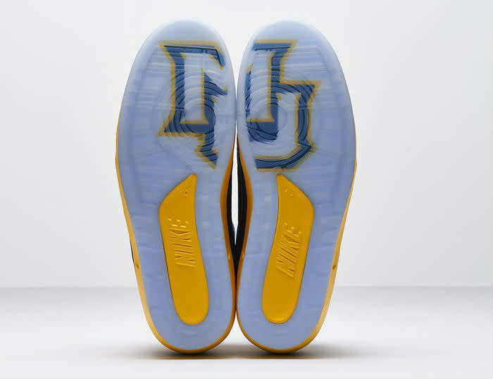 Marquette Jordan 2 Low (4)