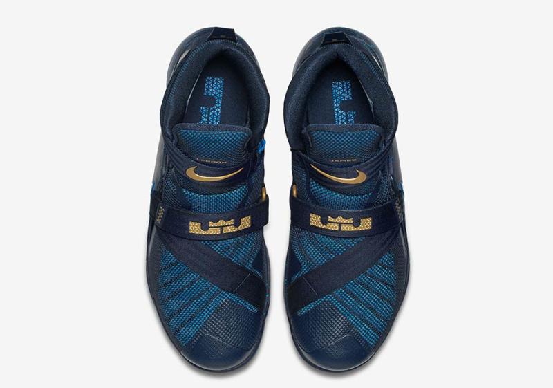 Nike's Releasing More LeBron James Sneakers With Flyease