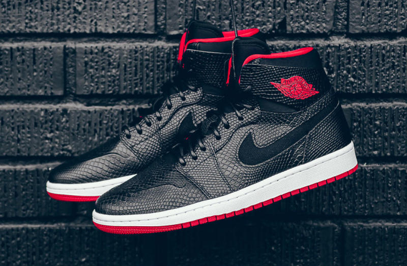 Black and hotsell red 1s