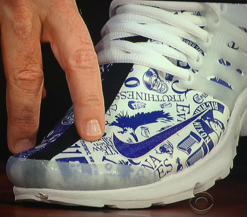 Phil Knight Gave Stephen Colbert A Very Personal Pair of Nike Sneakers (2)