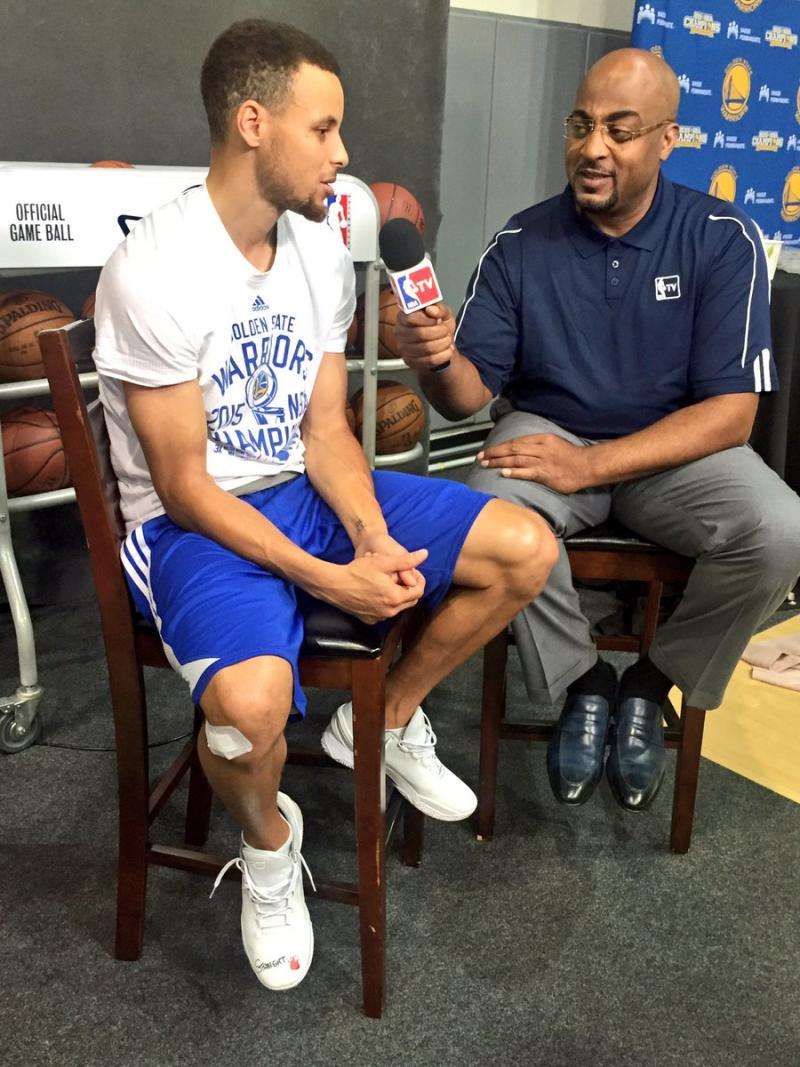 Stephen Curry Practices in Straight Fire Under Armour Curry Two Low (1)