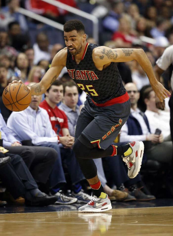 Thabo Sefolosha, the only player to ever play in Air Max 90s: How the best  Swiss basketball player of all-time had a special taste for sneakers - The  SportsRush