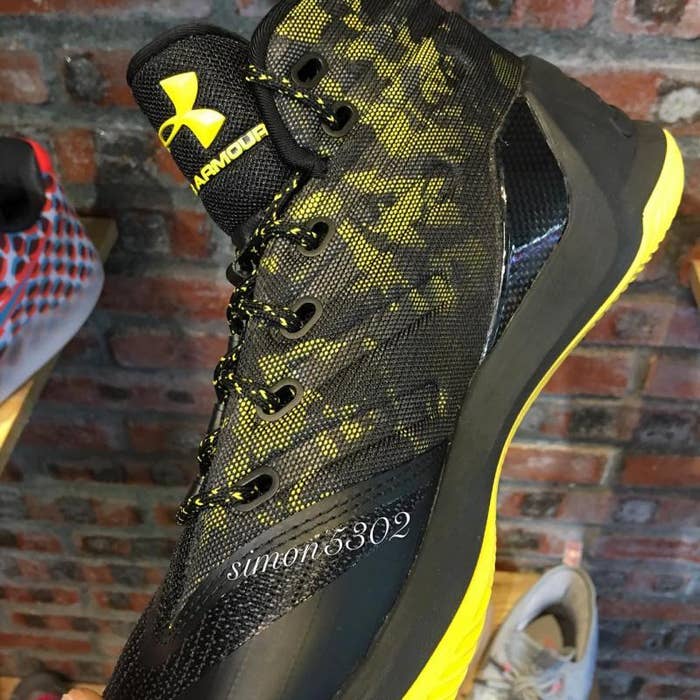 Under Armour Curry 3 Black/Yellow Camo (2)