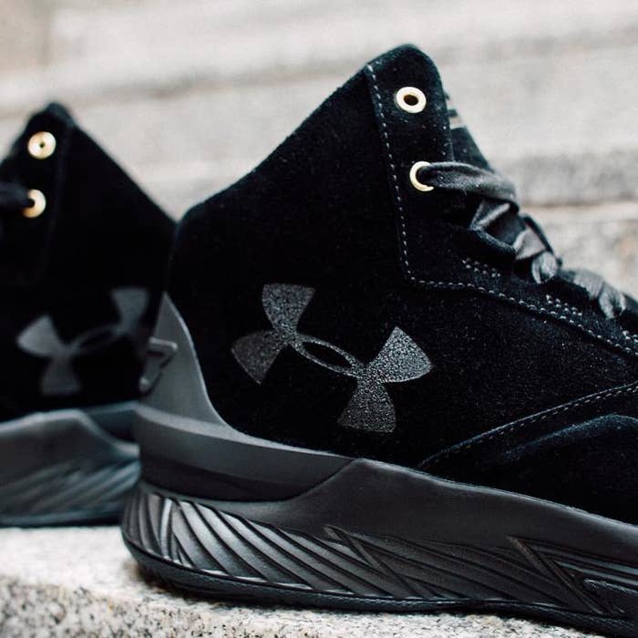 Under Armour Curry Lux Black Suede (2)