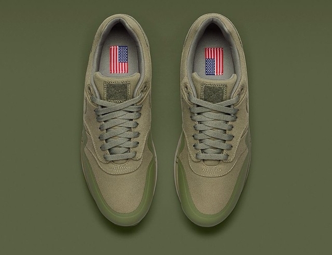 This Air Max 1 Is with Patches Complex